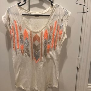 Women’s casual office attire.